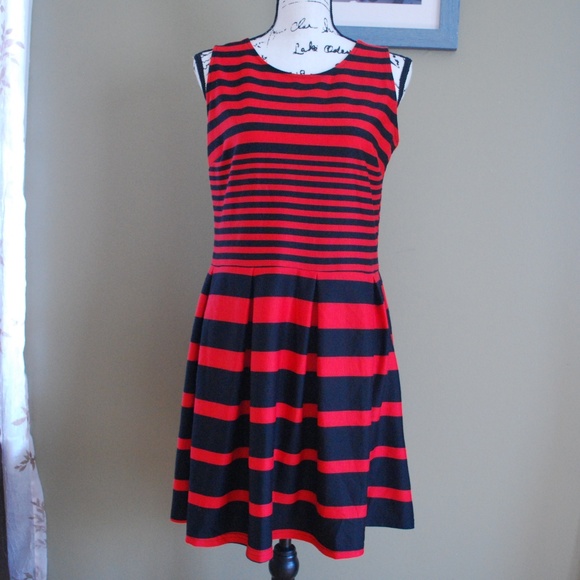 Dresses & Skirts - Connection18 Sleeveless Dress Striped 16W Red NWOT